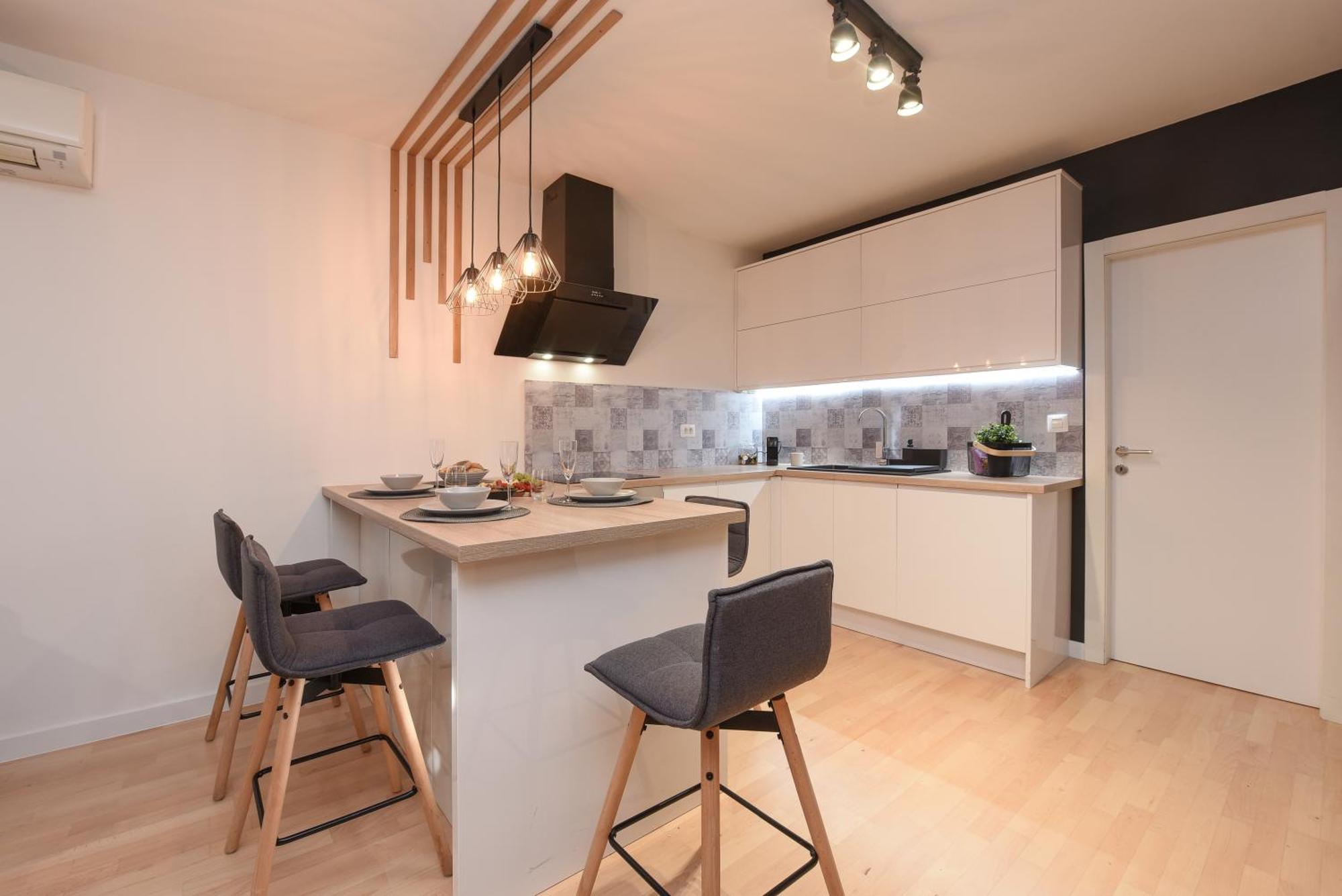 L&R Luxury Apartment- Free Parking Zadar Eksteriør billede